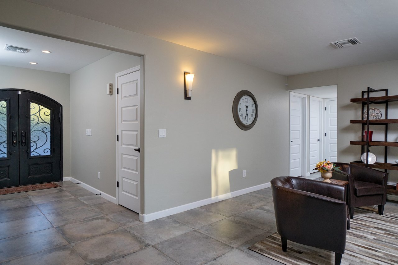 Located in the Desirable Flecha Caida Community