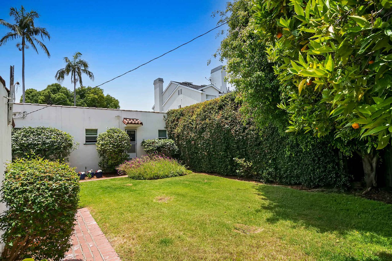 2238 Camden Ave