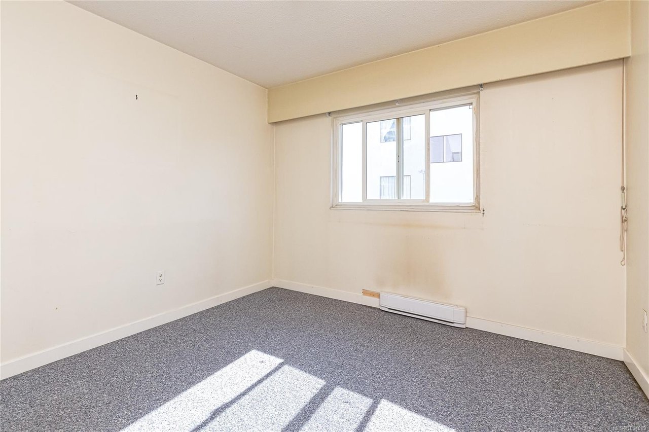 202-1122 Hilda St, Victoria
