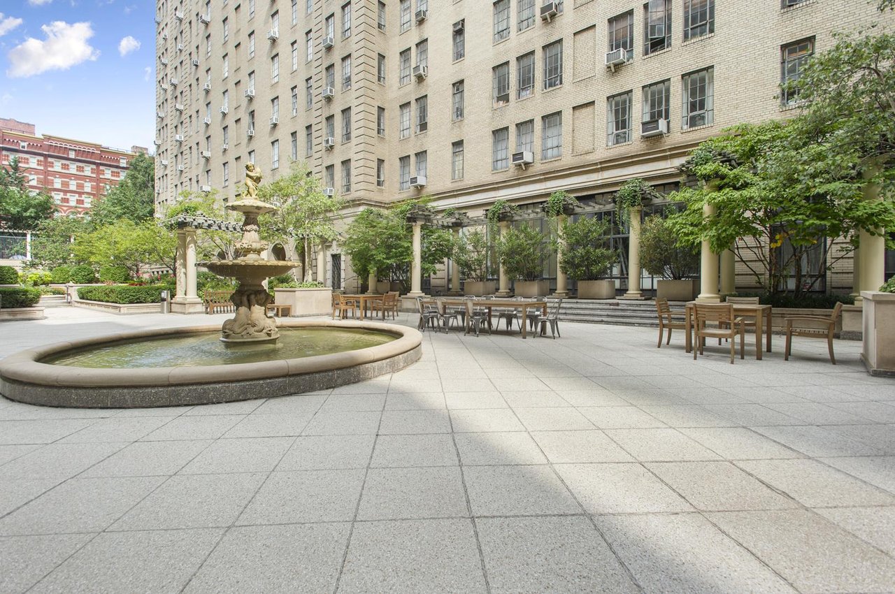 333 West 56th Street, Apt 1-D
