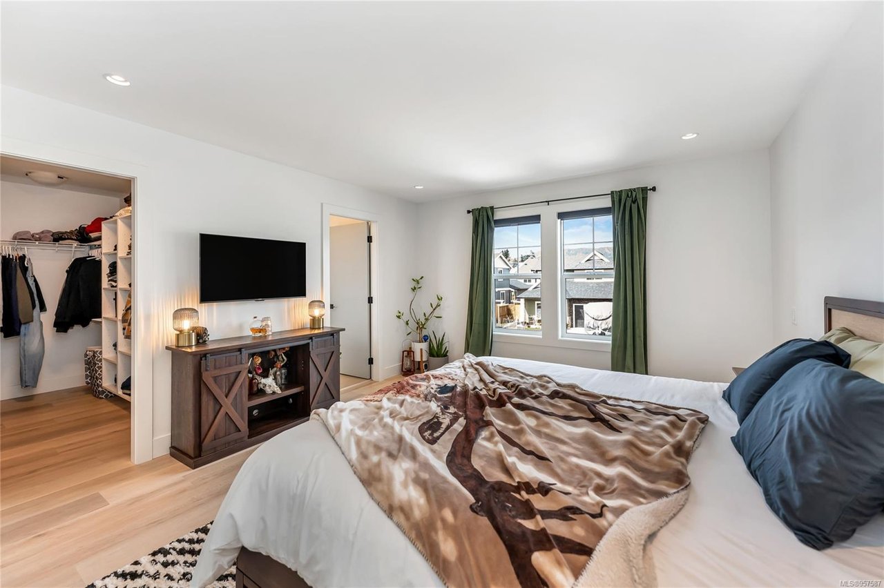 6557 Noblewood Pl