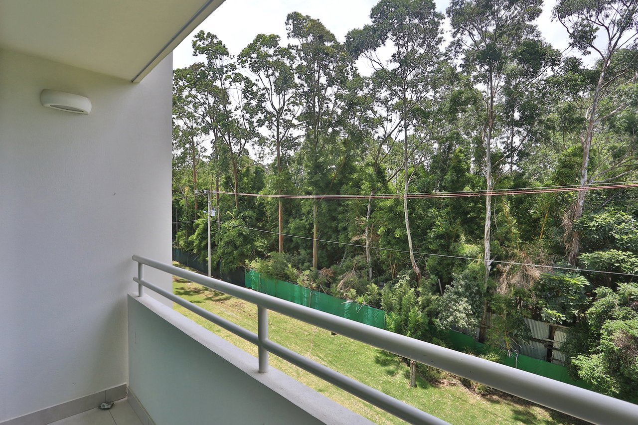 Urban Condo With Rooftop Gym, Heredia