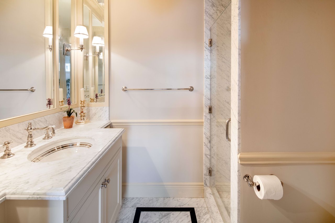 1 Sutton Place South, 6D