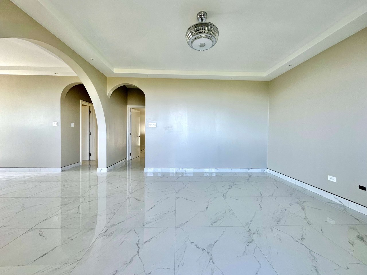 369 Nottingham Estate 2 Bedroom Apartment