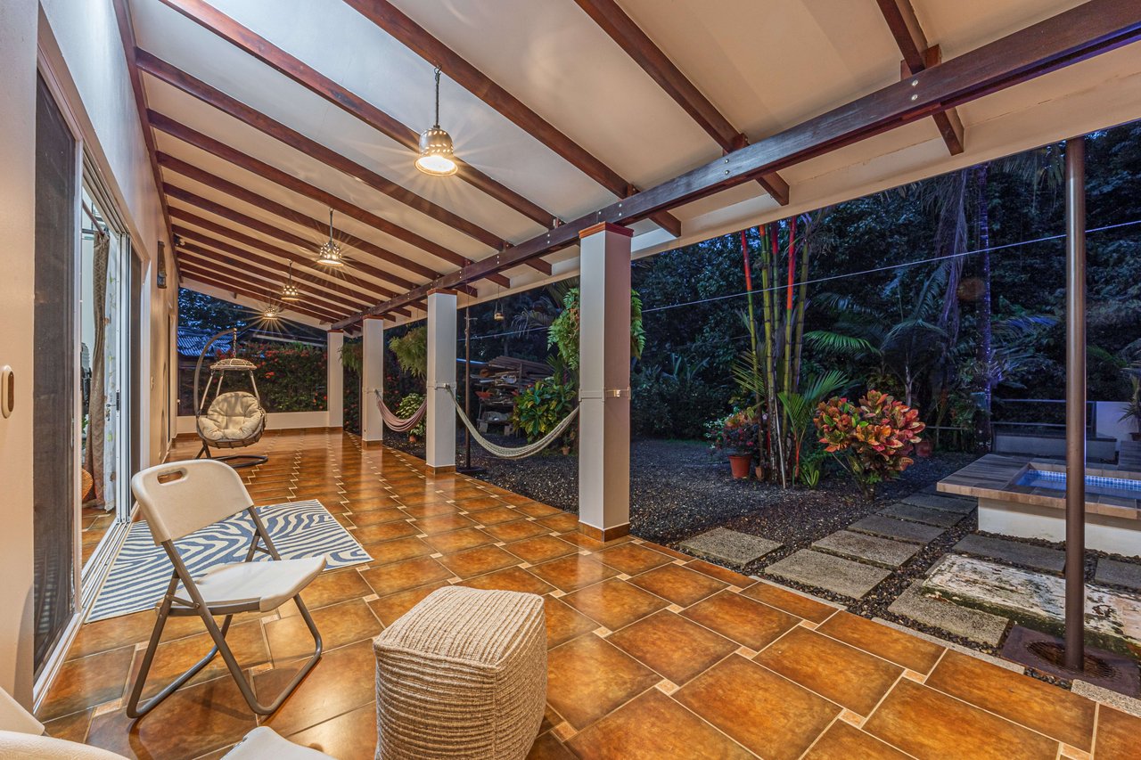 "Happy Daze" Home in Uvita 3 Bed, 3 bath & Pool