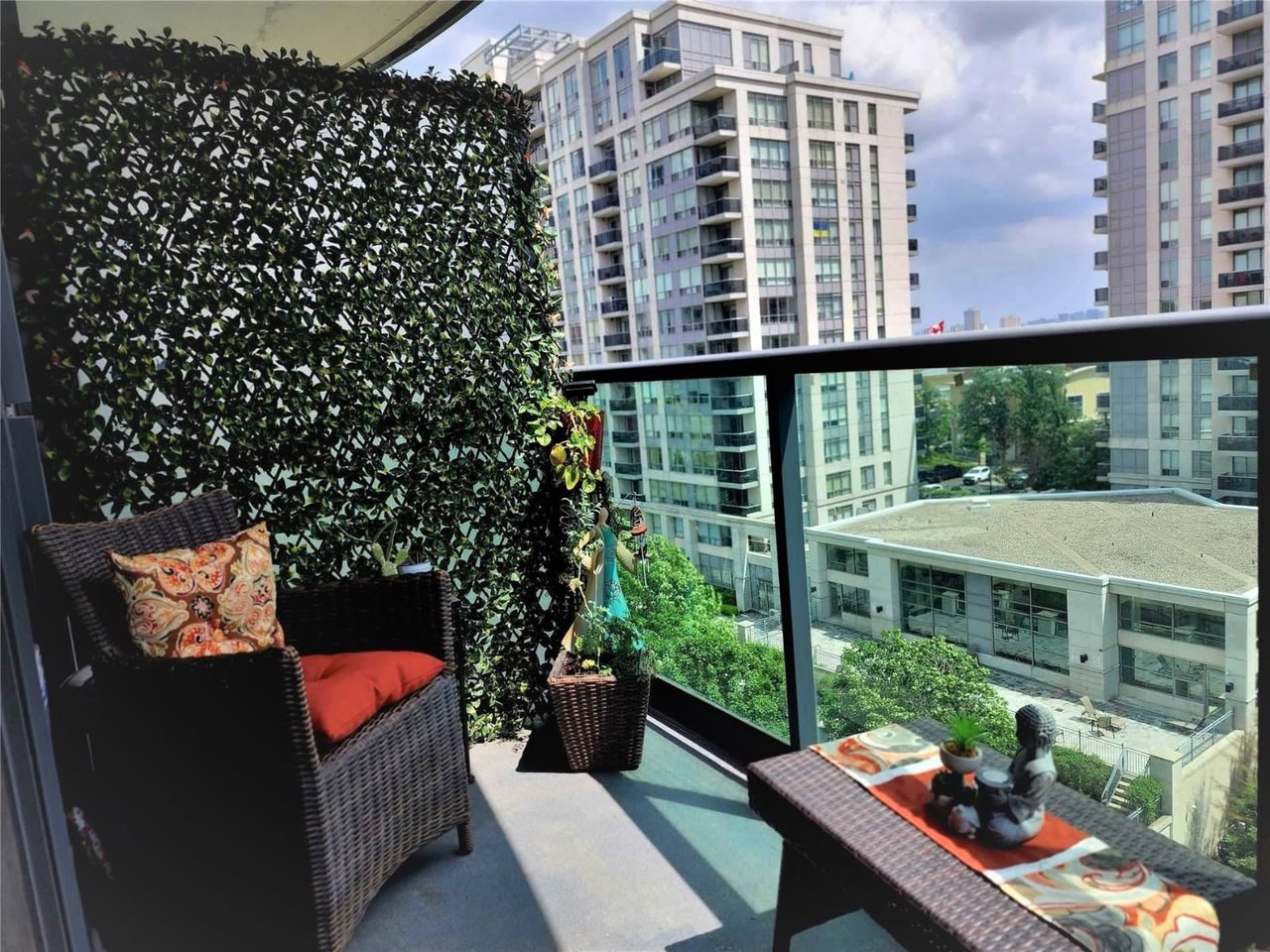 30 North Park Rd Unit: 807