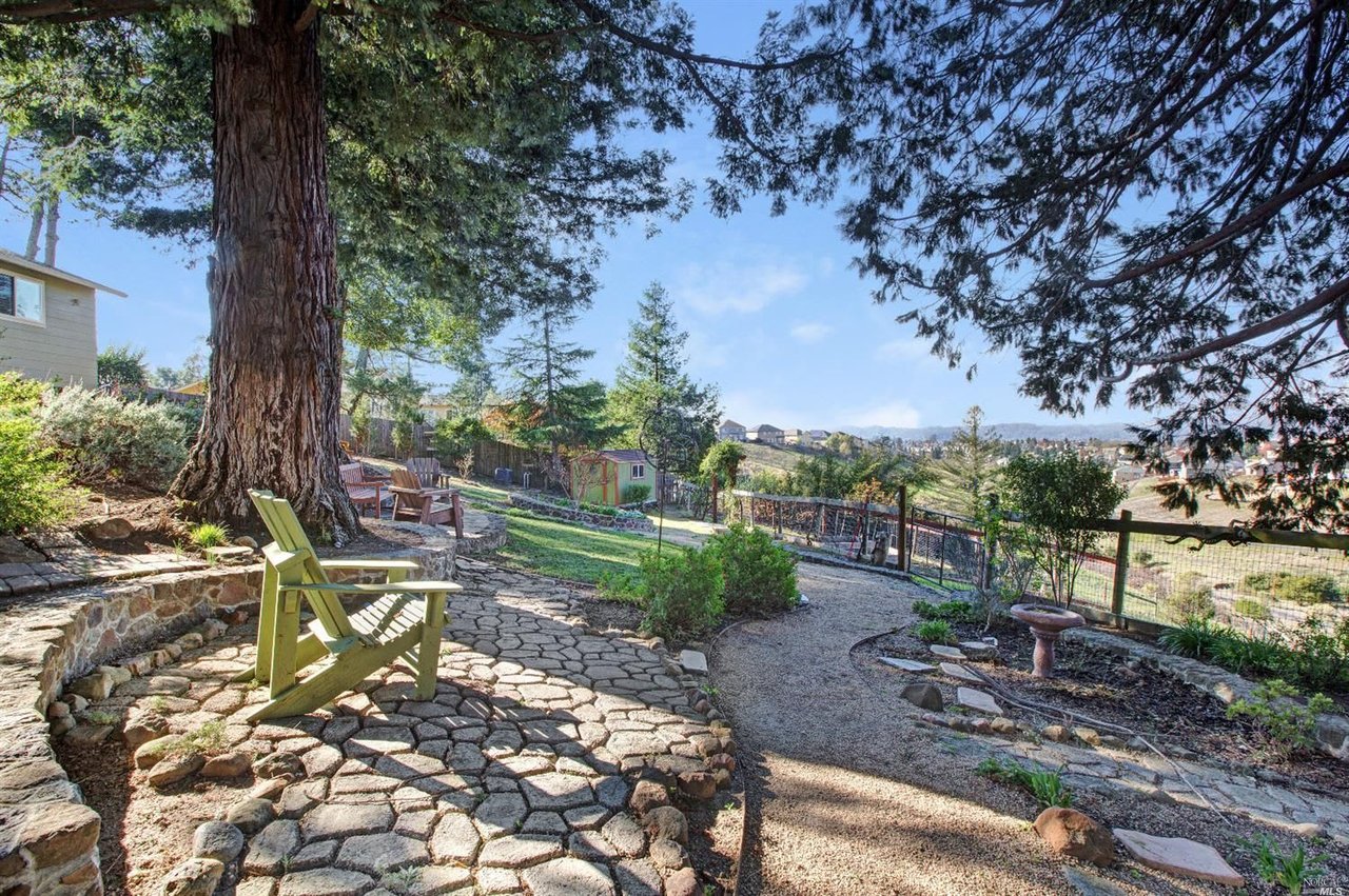 5751 Futura Way