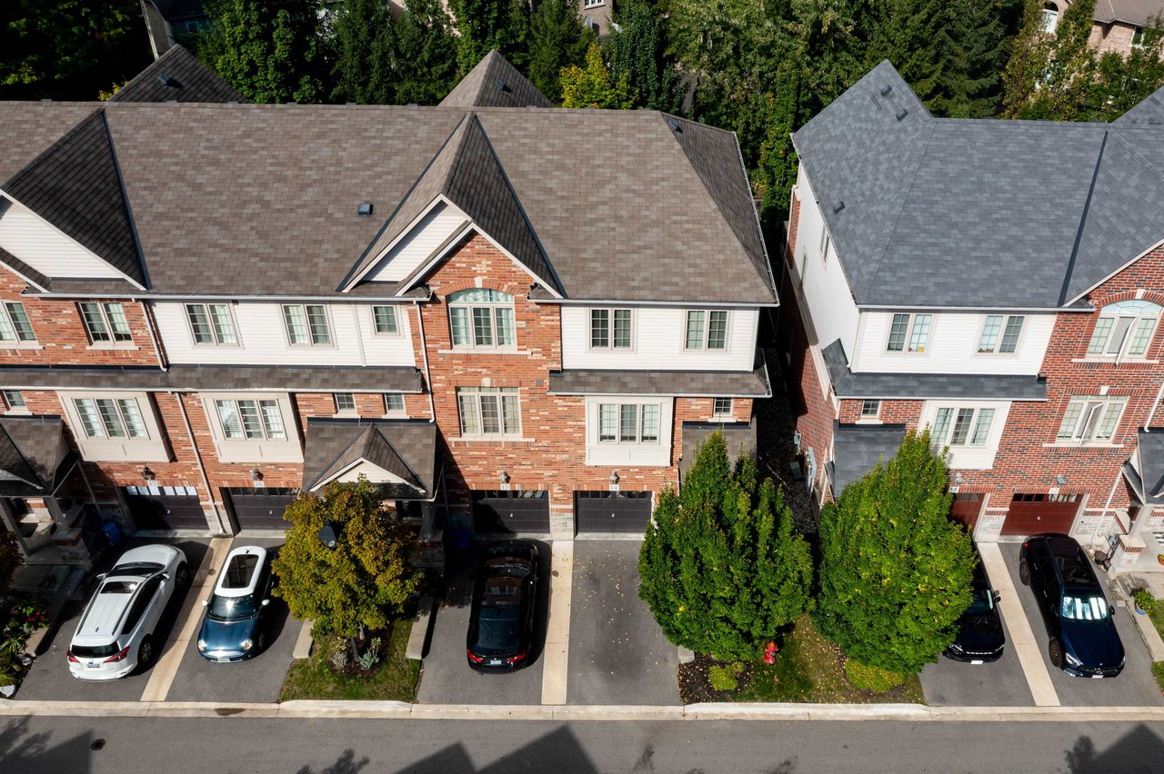 14-4165 Upper Middle Road Unit: 14