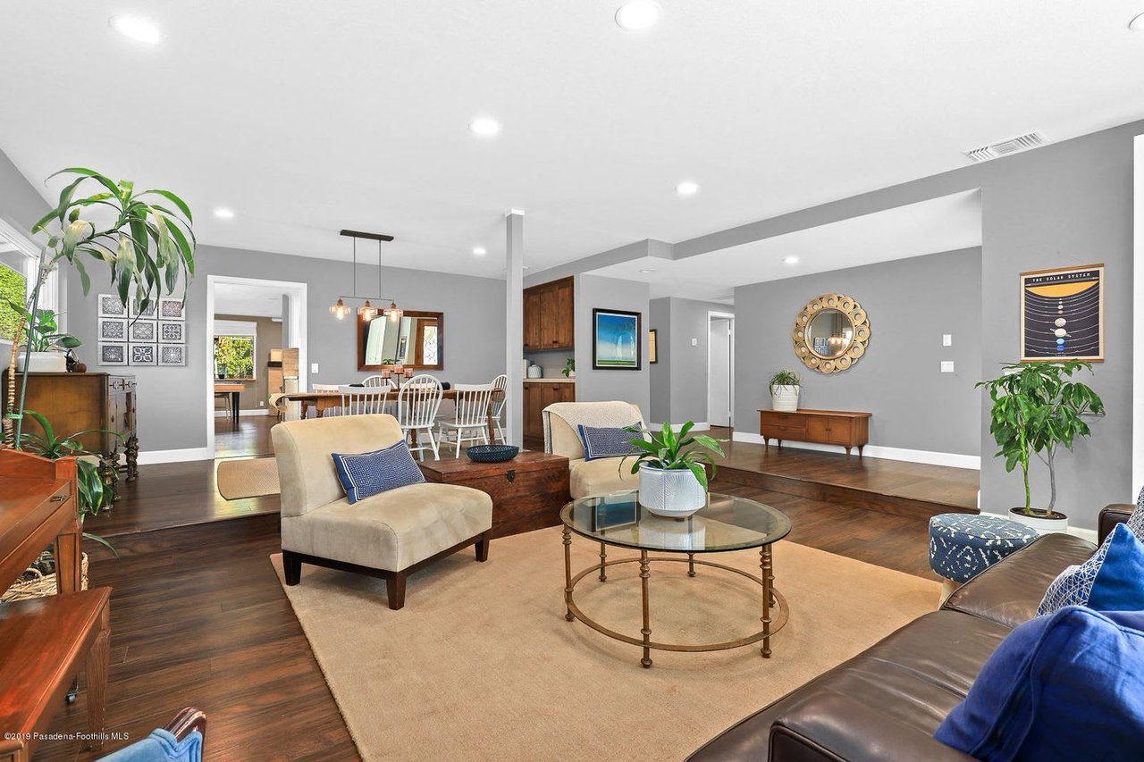 2412 San Fernando Ct