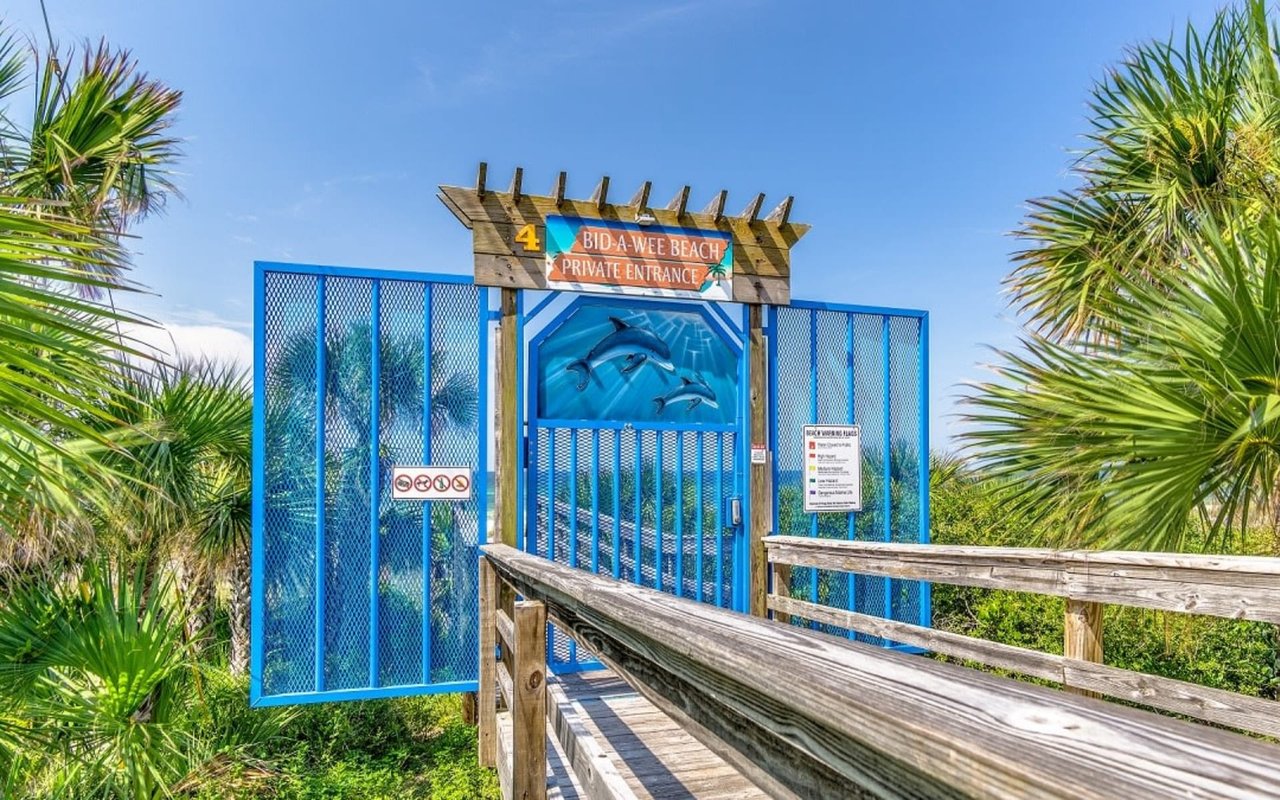 Bid-A-Wee / Seaclusion