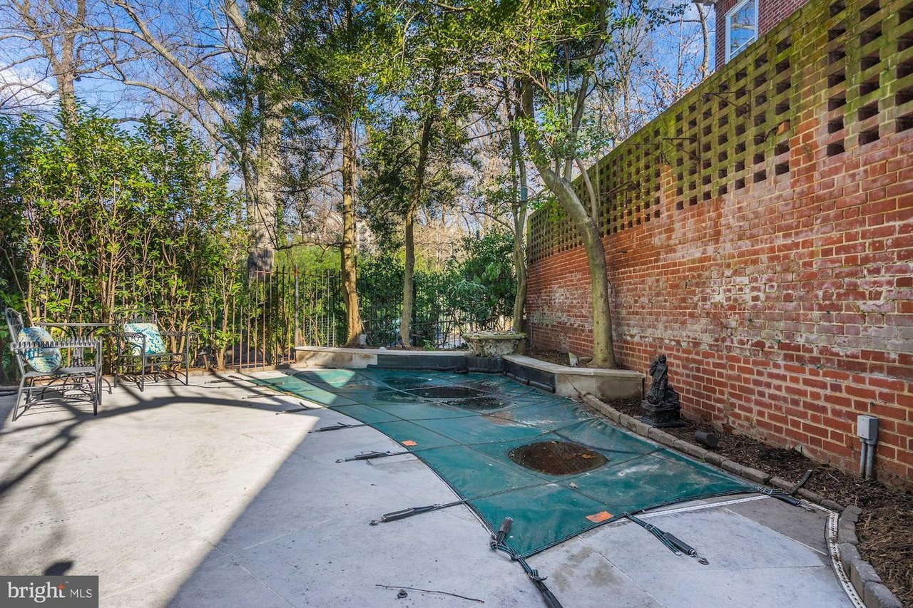 84 Kalorama Cir NW