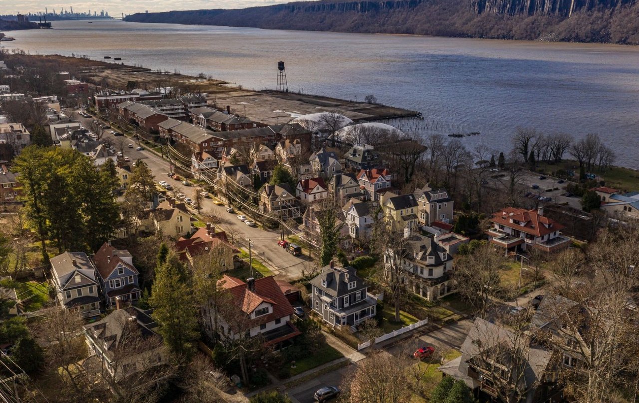 Hastings on Hudson