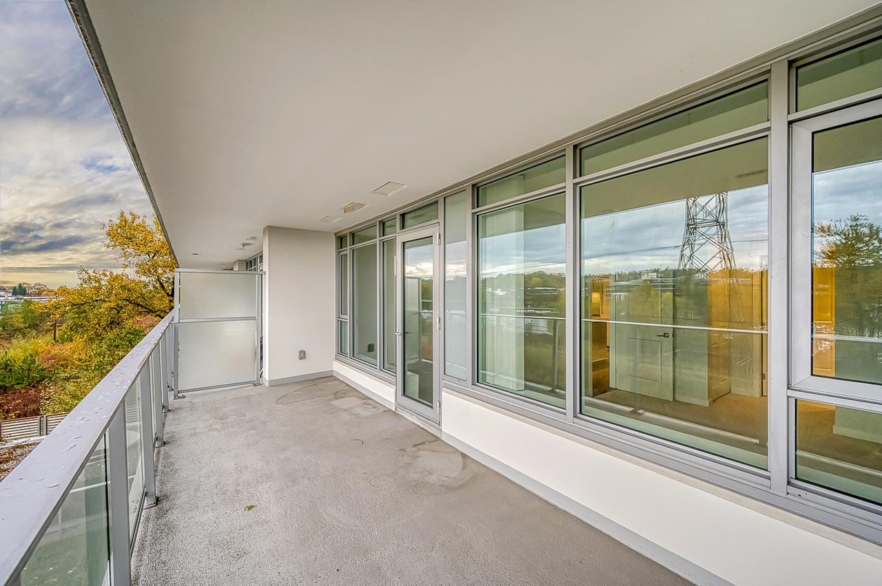 403-2388 Madison Ave
