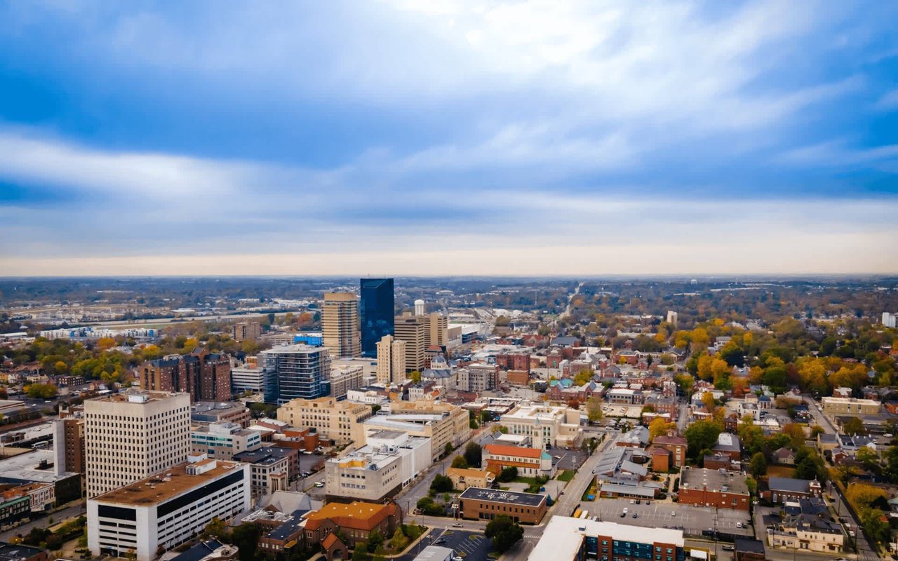 What Are the Best Rainy-Day Places to Visit in Lexington?