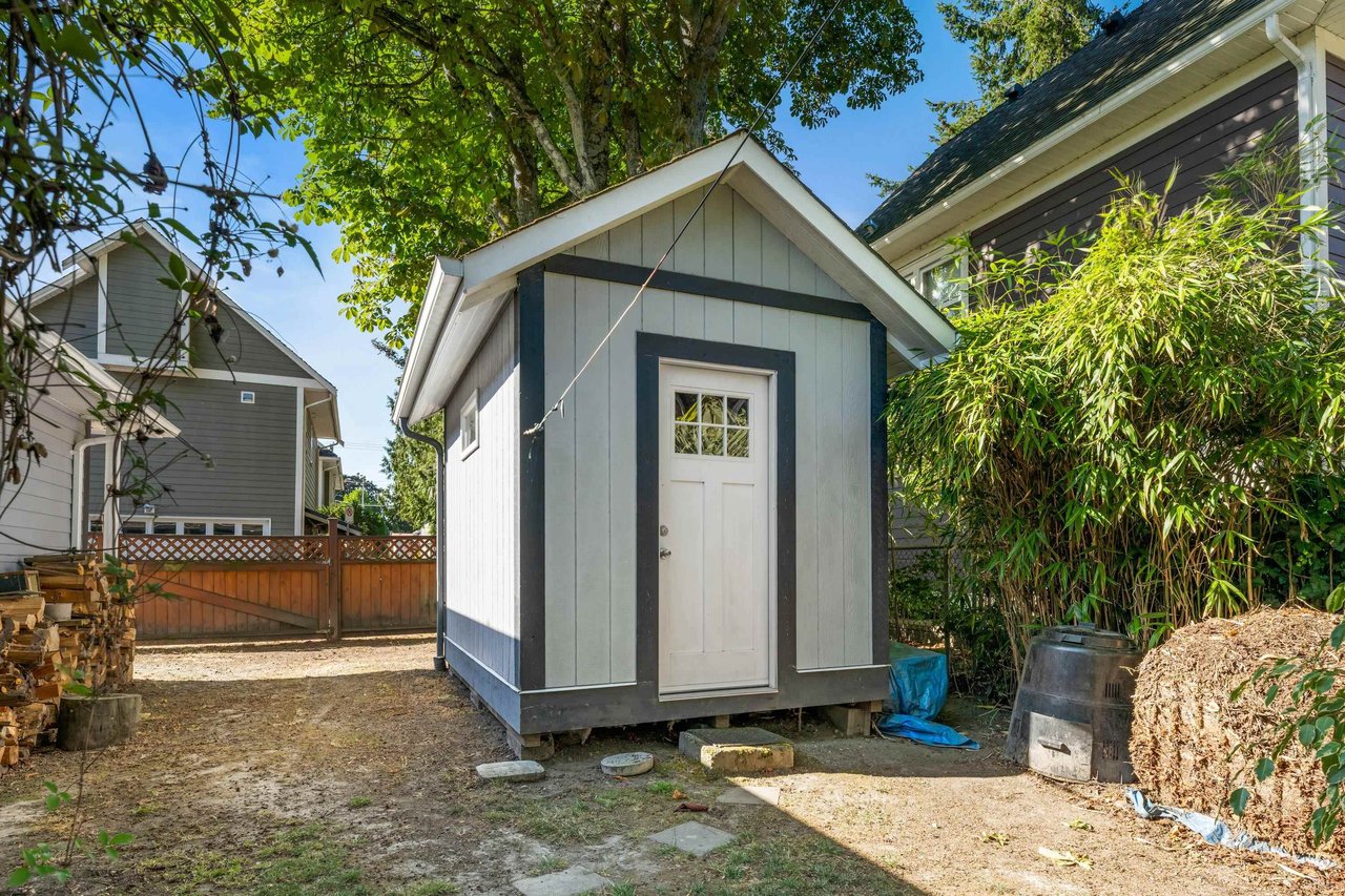 4806 48 Ave
