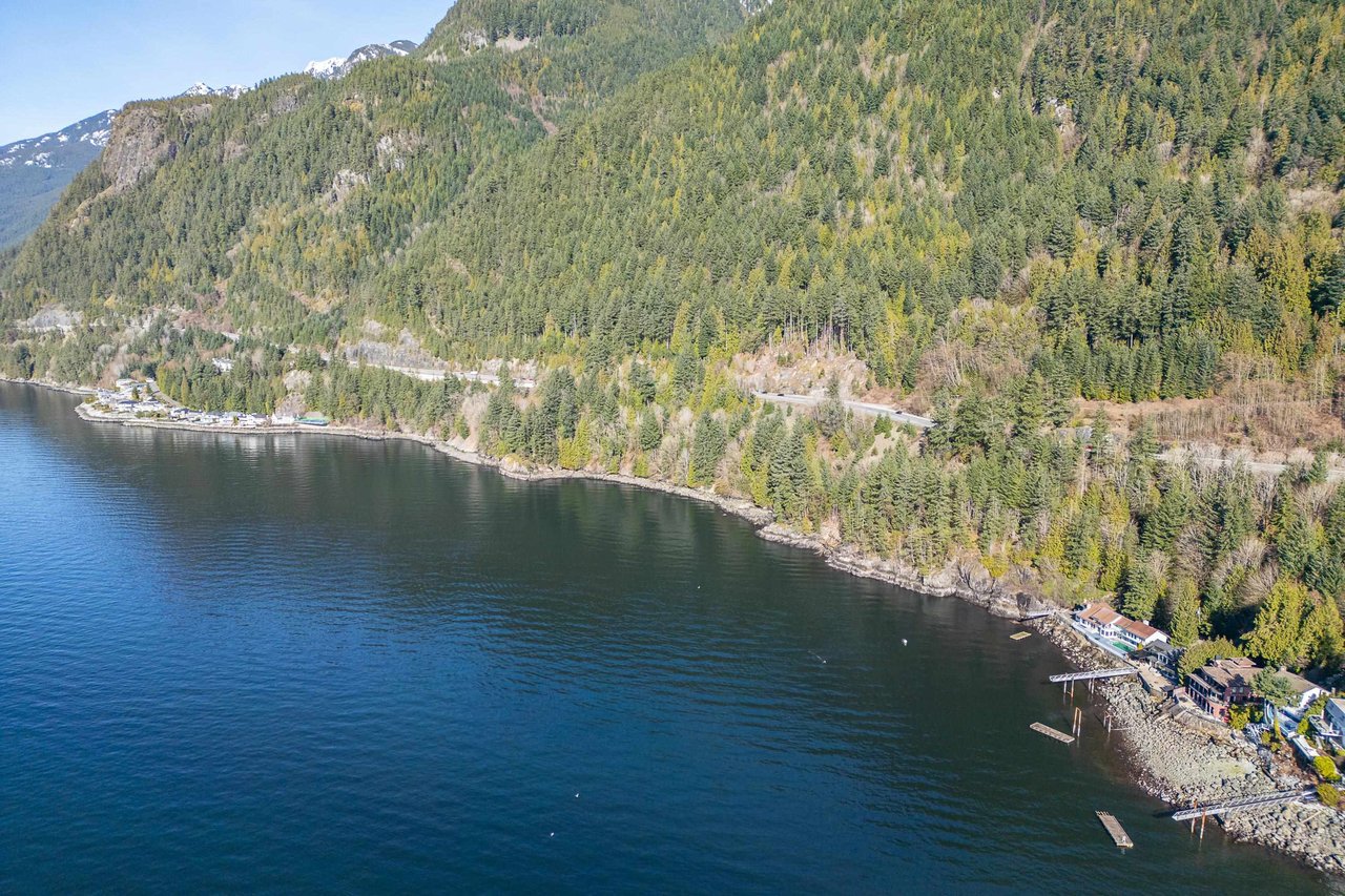 5383 Howe Sound