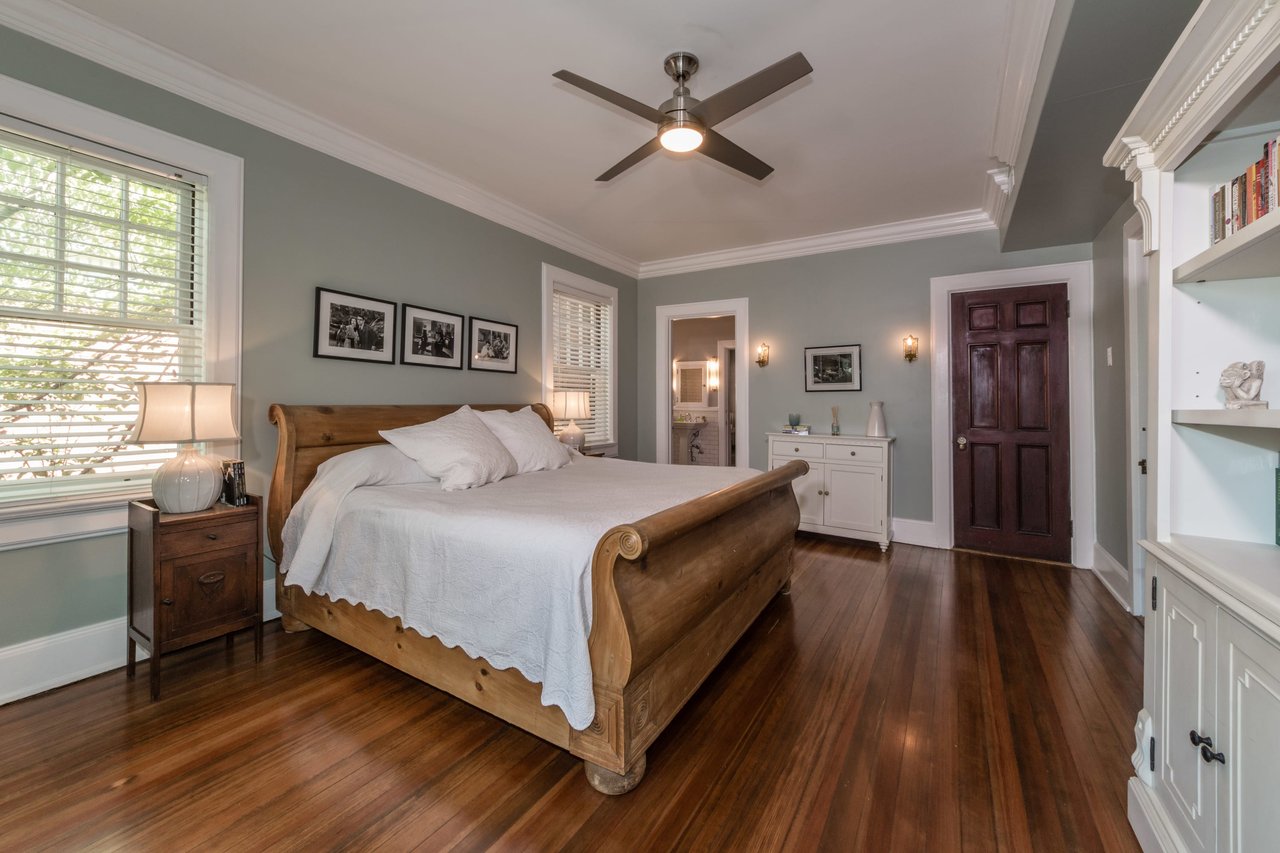 A CWE Historic Home on Cobblestone Pershing Place