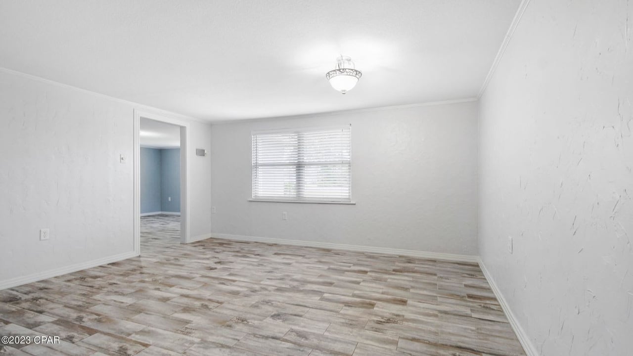 635 S GAY Avenue
