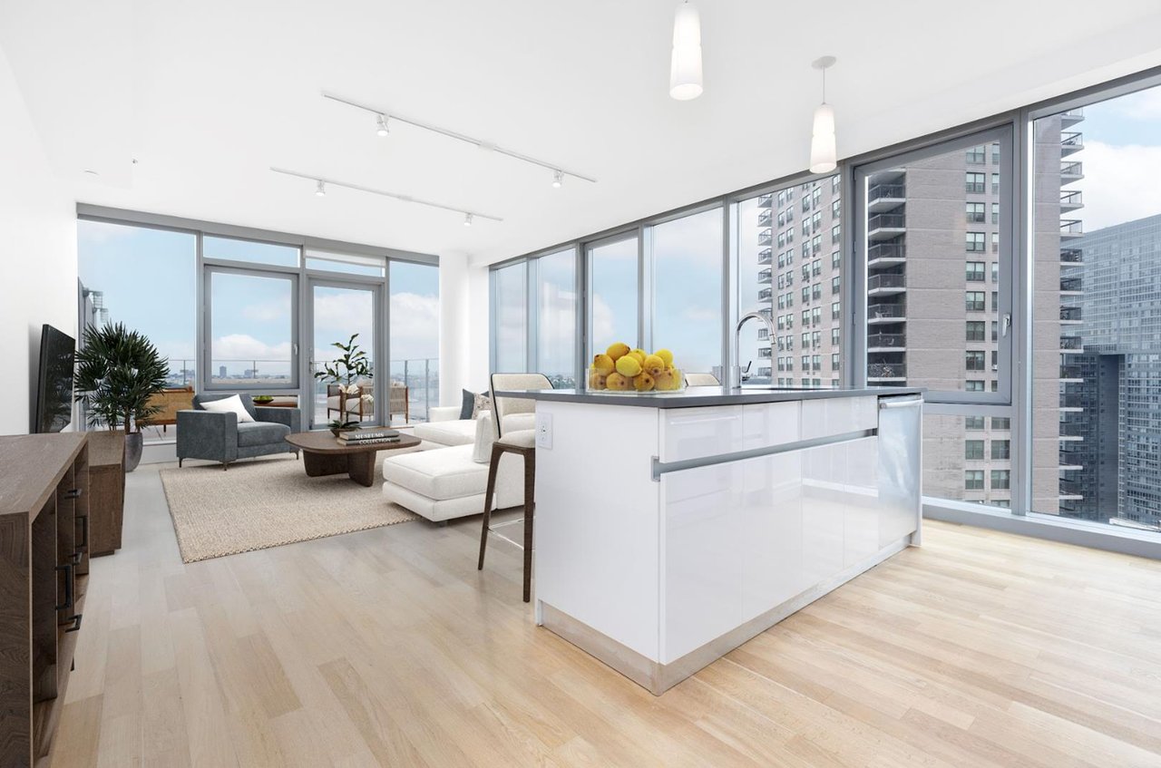 554 West 54th Street, Apt 26-R