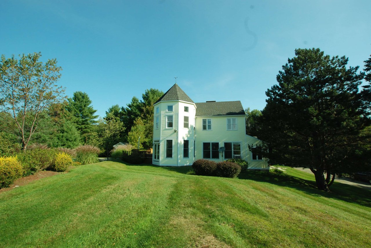 218 Shaw Hill Rd