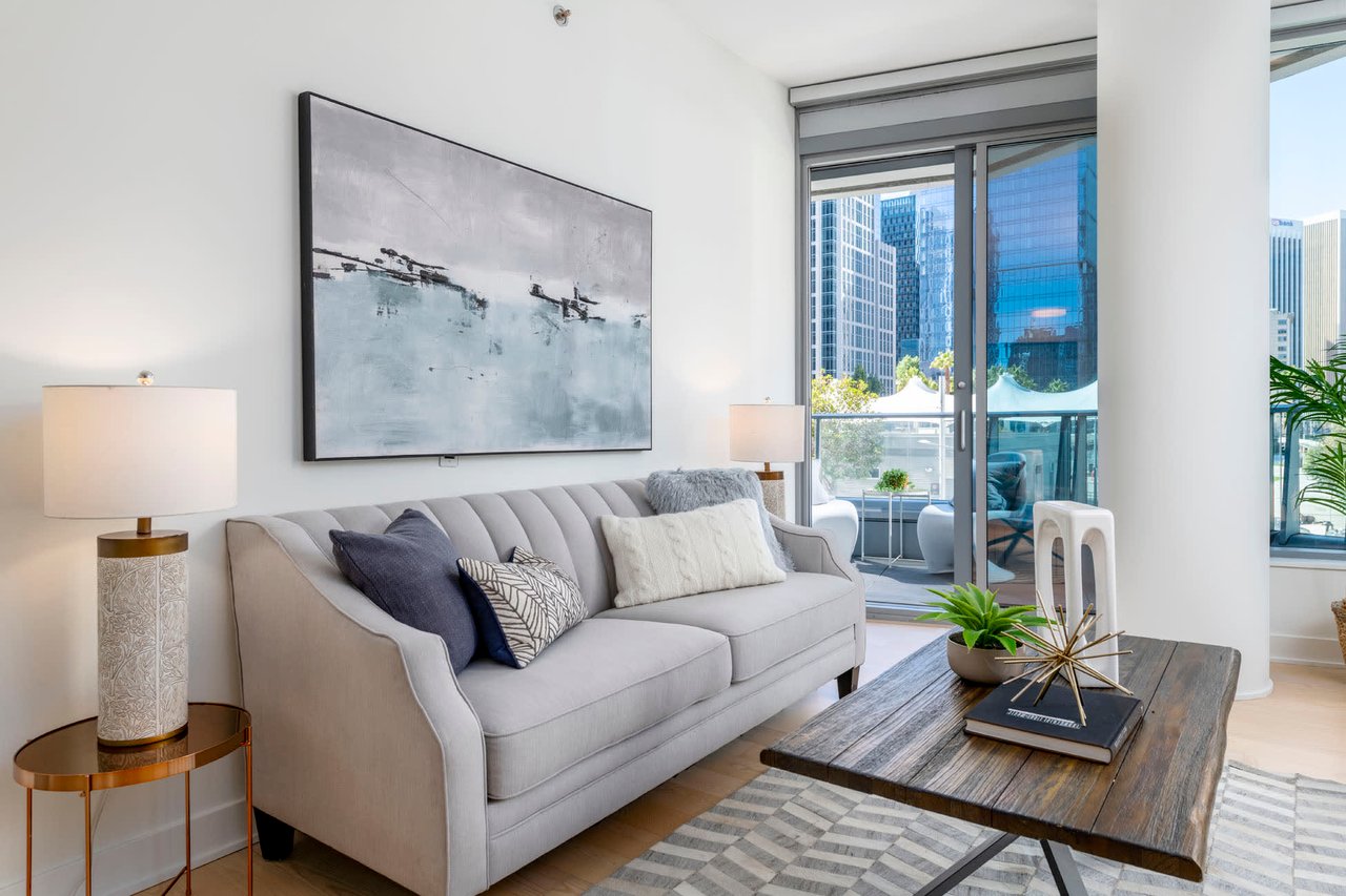 318 Main Street Unit: 2E