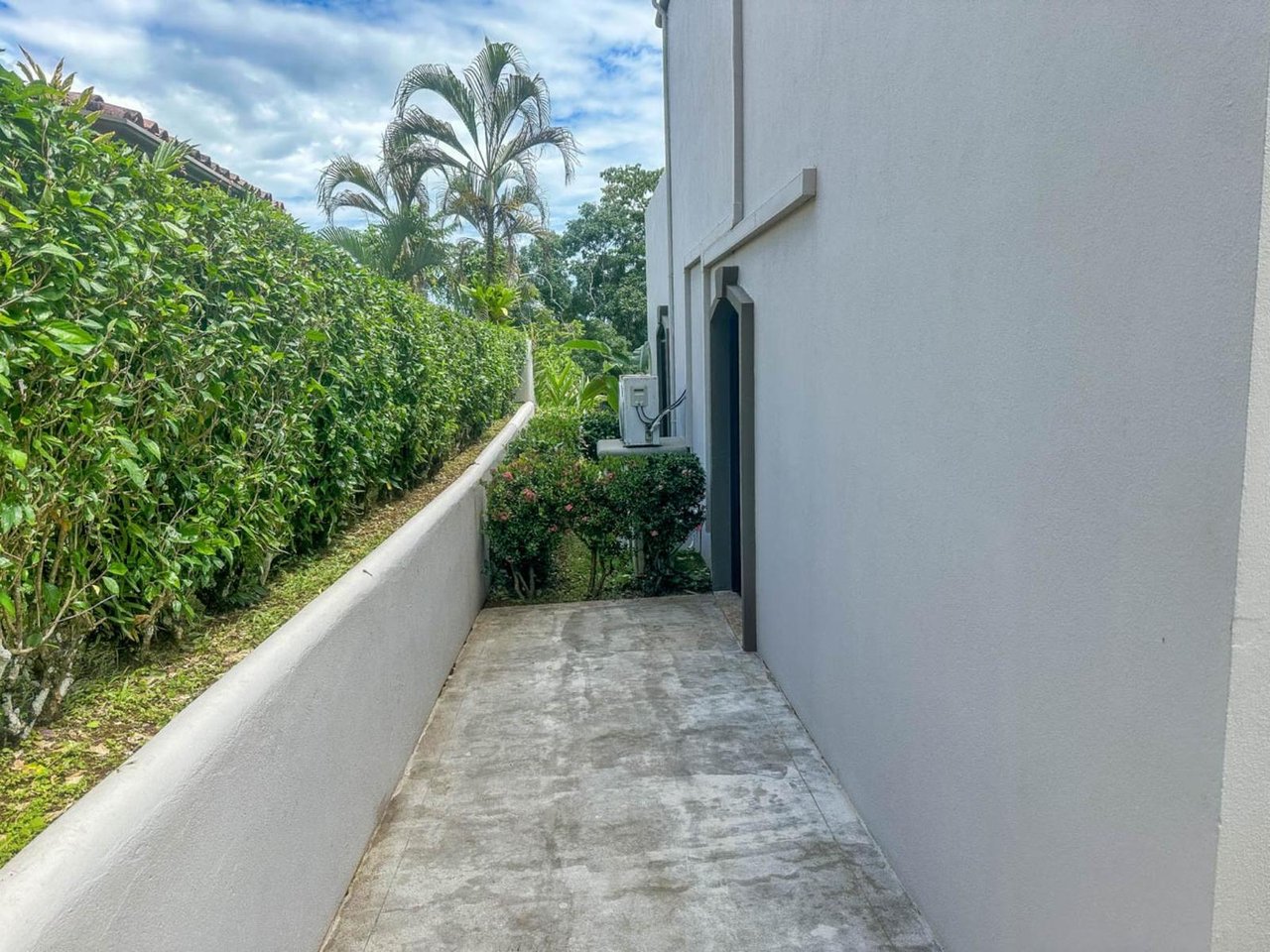 Secure Gated Villa Community, Ojochal, Puntarenas