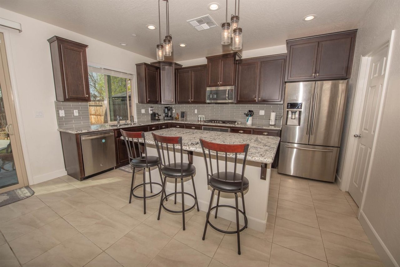 3447 Brimhall Ln