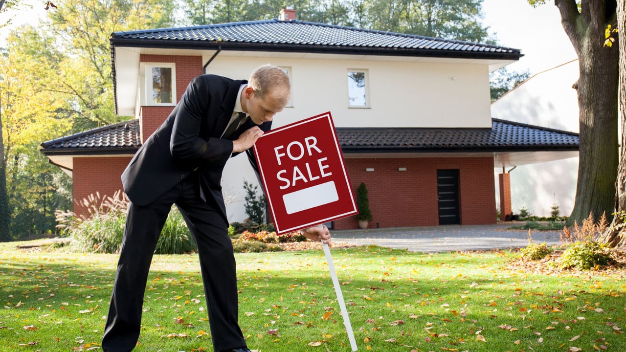 The Number One Mistake Sellers Are Making: Overpricing Their House