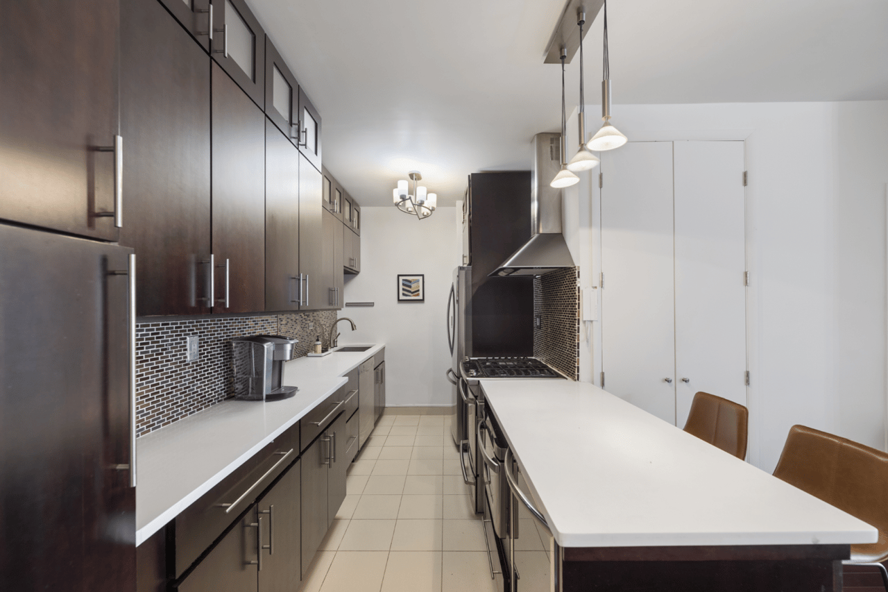 60 East 8th Street, Apt 11D