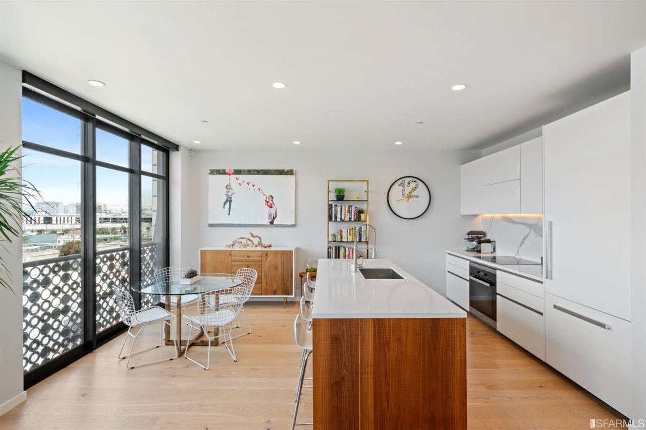 131 Missouri St, #402