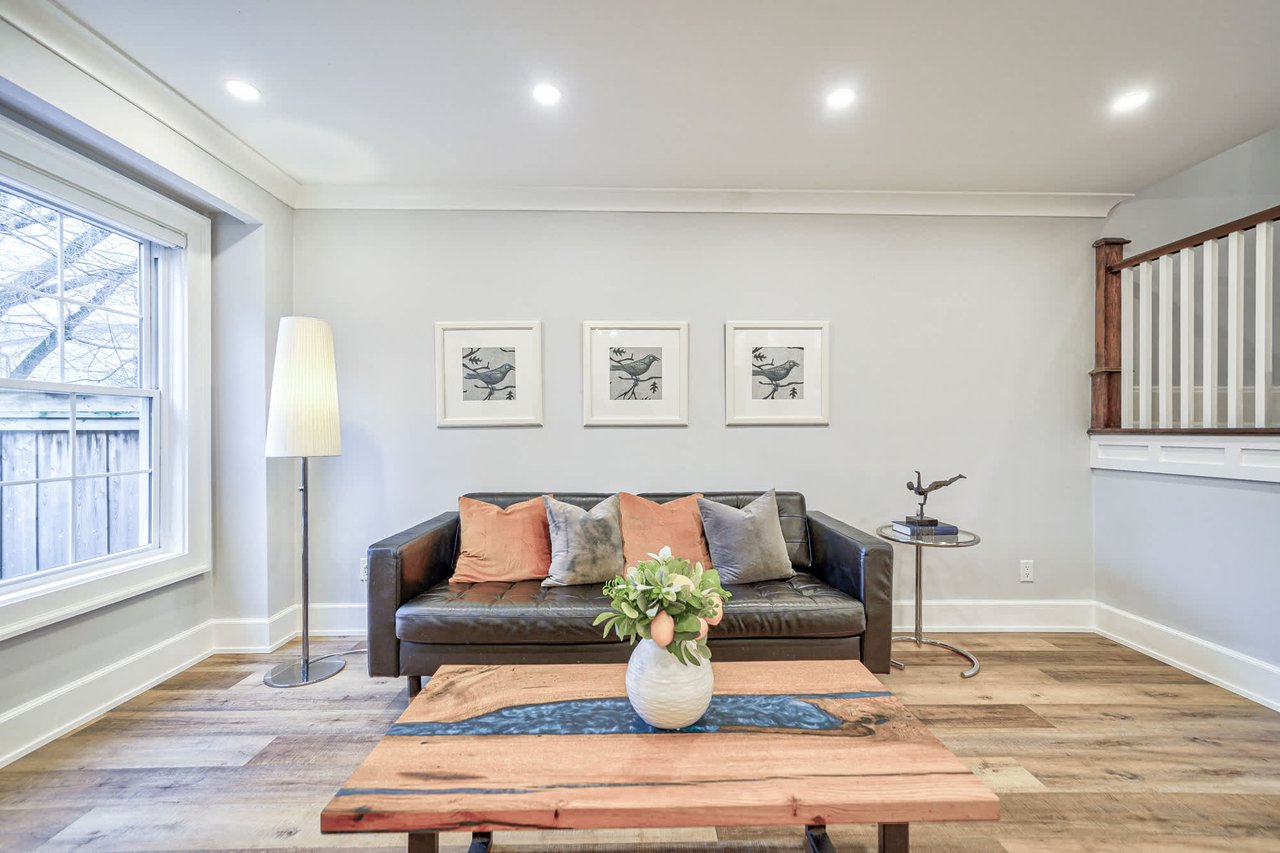 1196 Potters Wheel Cres