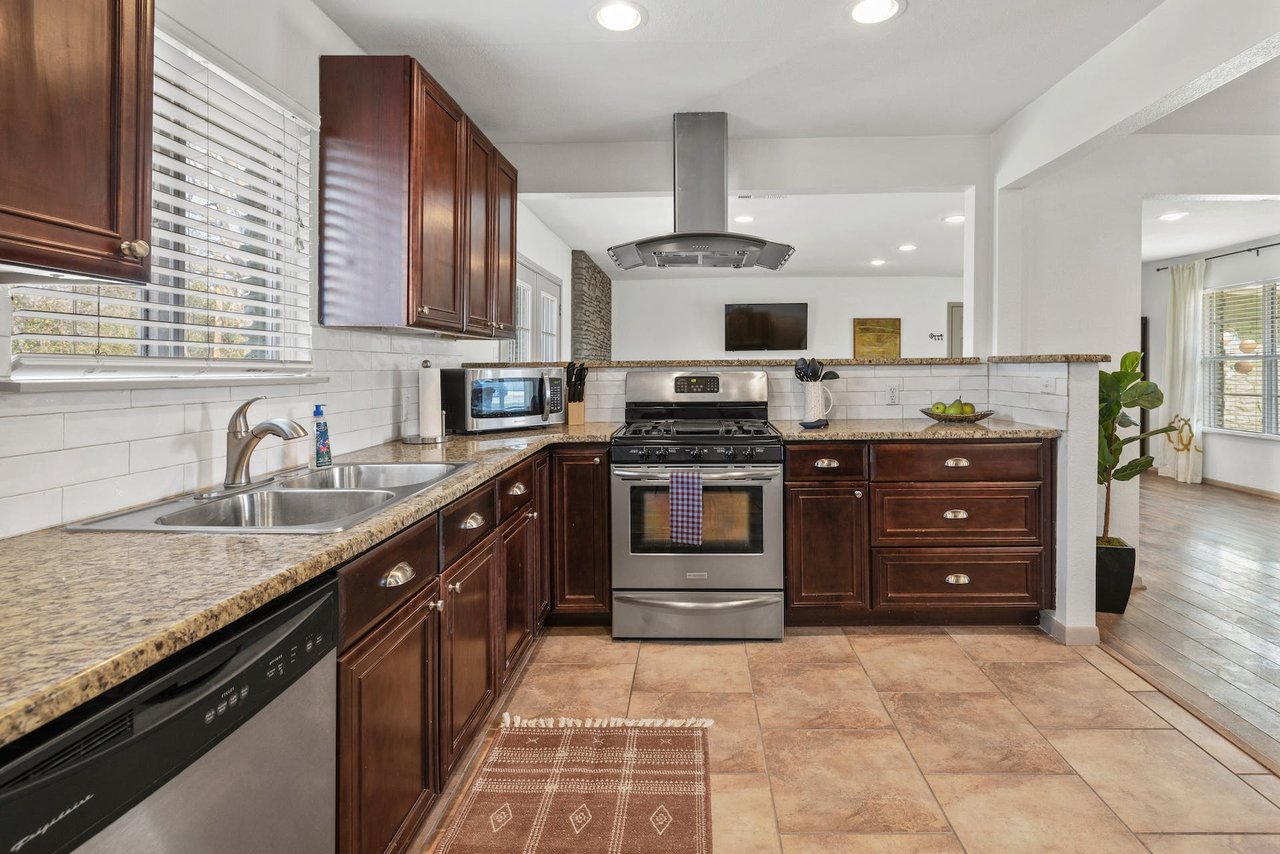 Dog friendly mid-century 1-story home near Domain