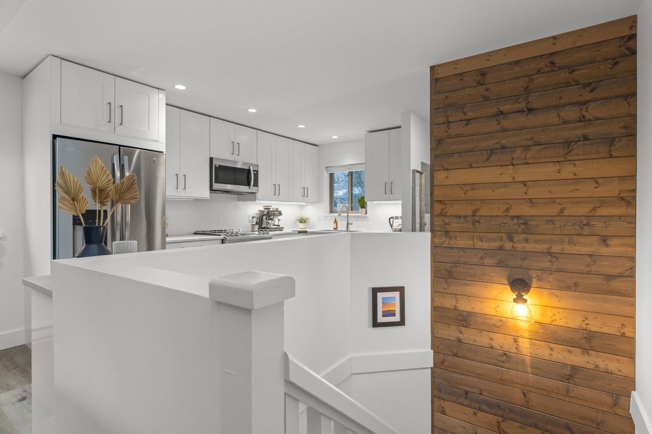 25-3102 Panorama Ridge