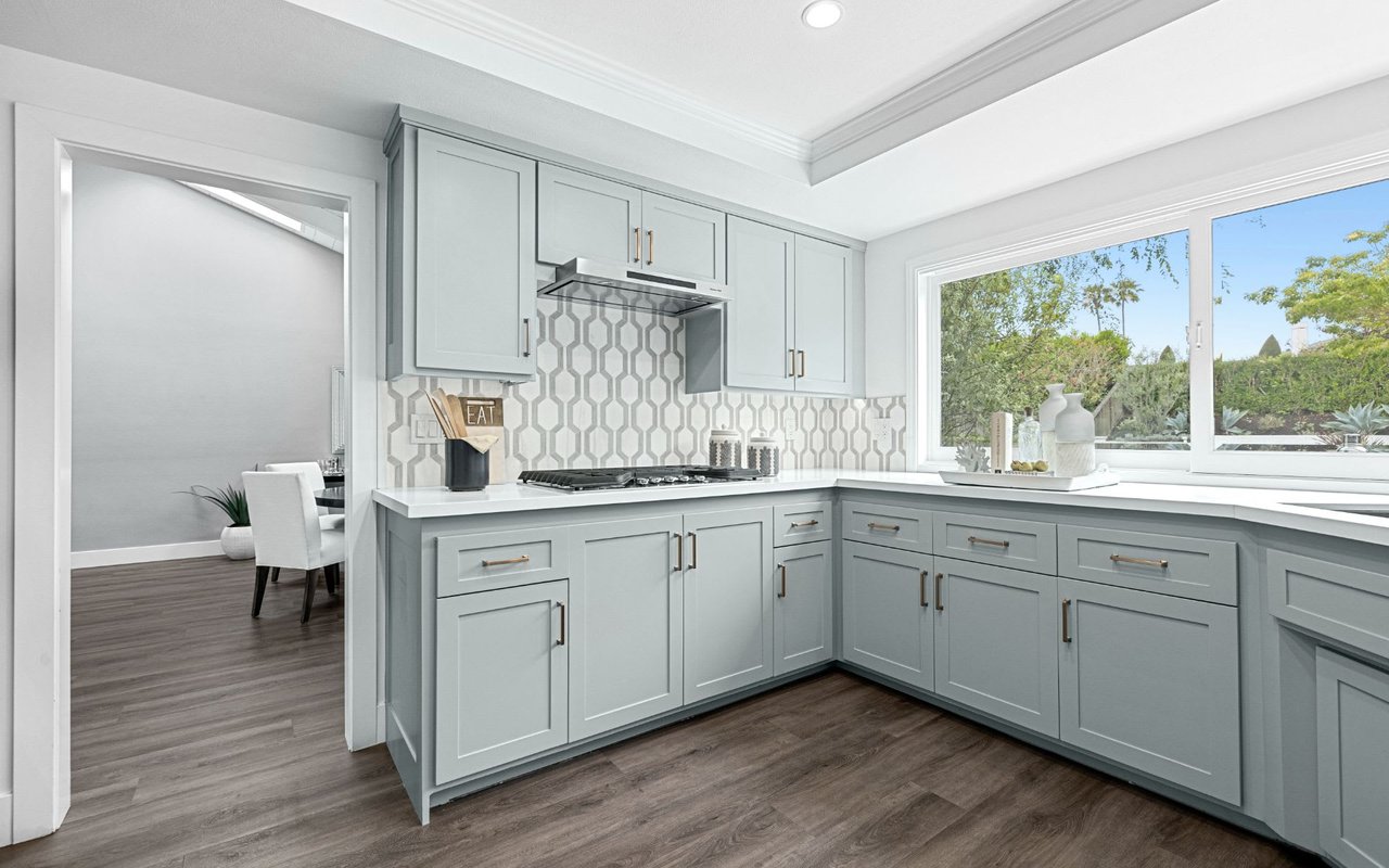 3719 Blue Key