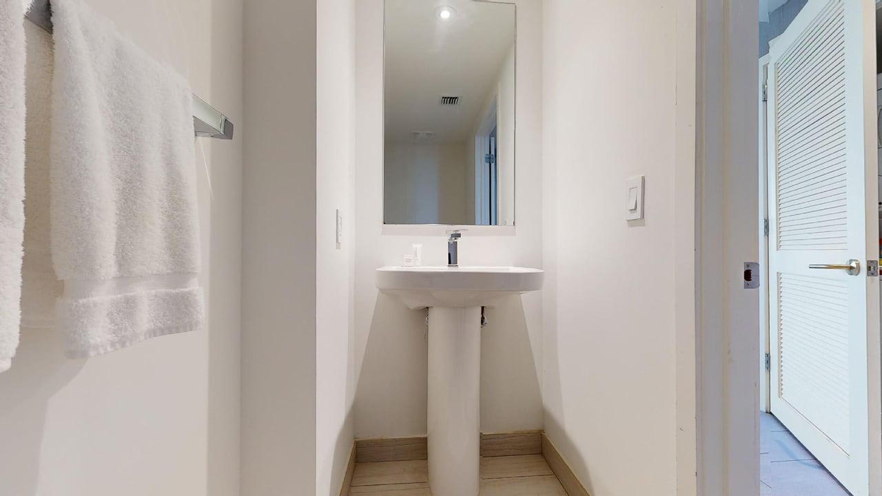 4010 S Ocean Drive 1006