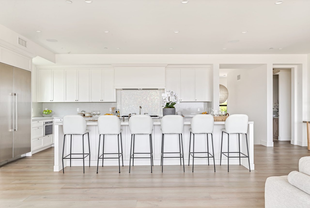 448 Serra Drive