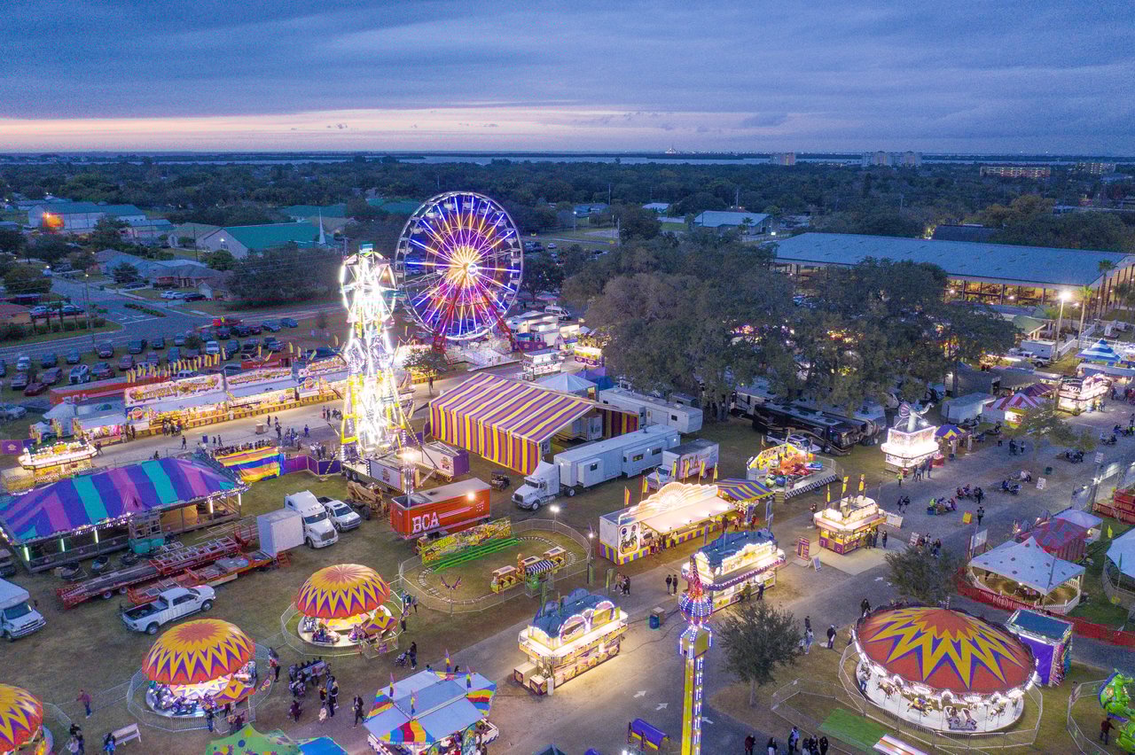  The Manatee County Fair kicked off Thursday night 