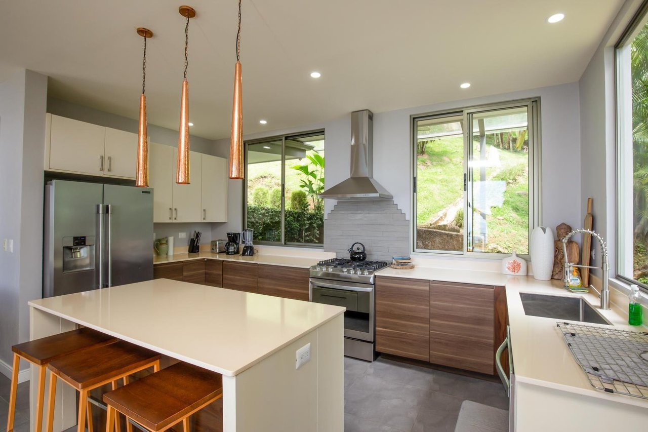 Blue Chip Ocean Views Pinuela Maravilla