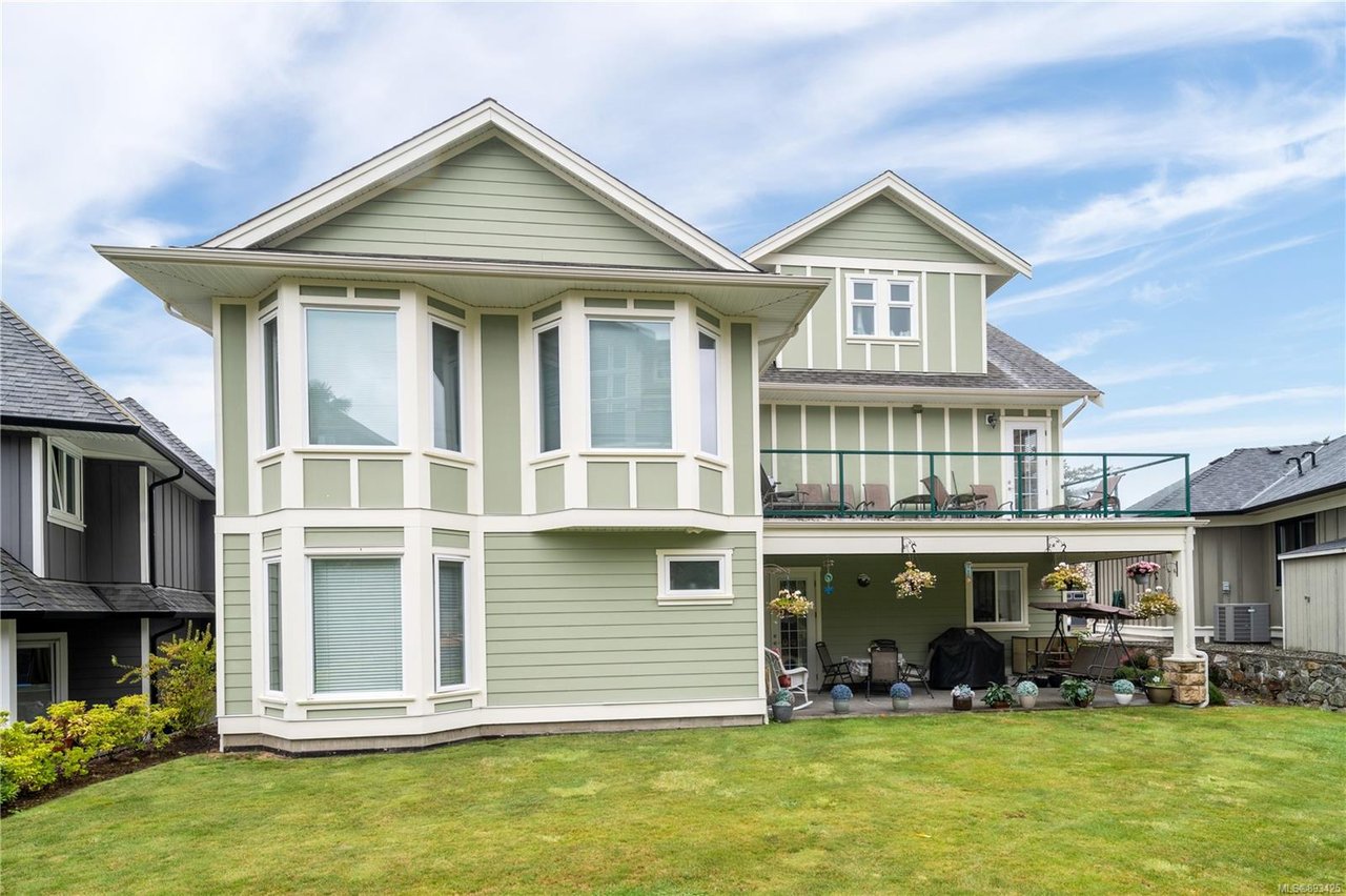 1260 Rockhampton Close