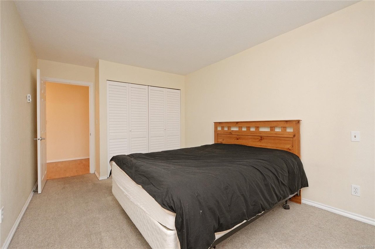 310-755 Hillside Ave