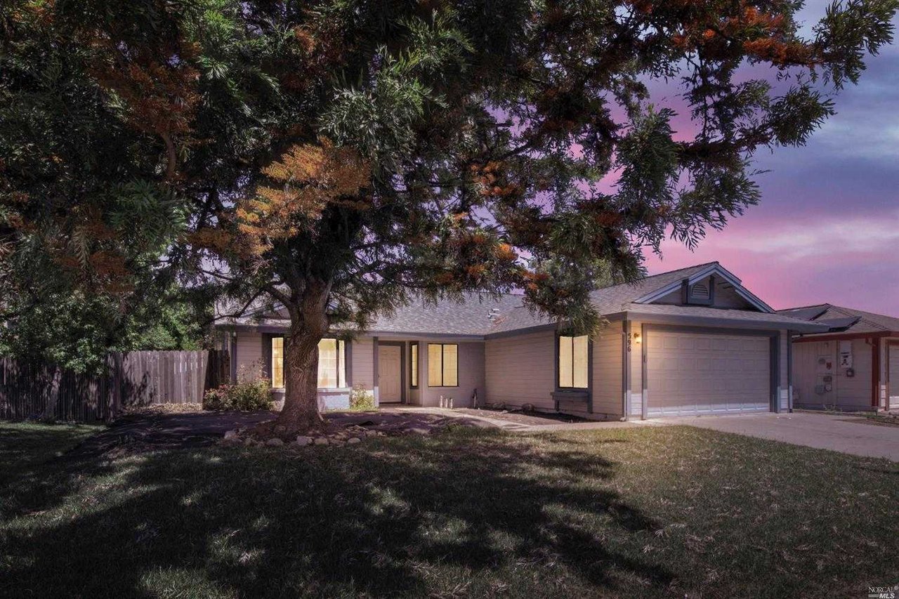 596 Countryside Drive