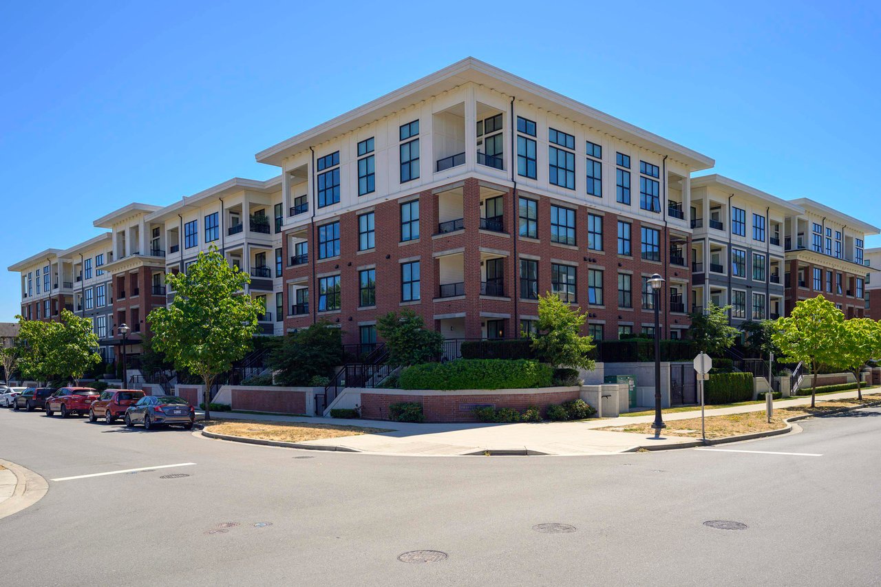 427-9500 Tomicki Avenue, Richmond