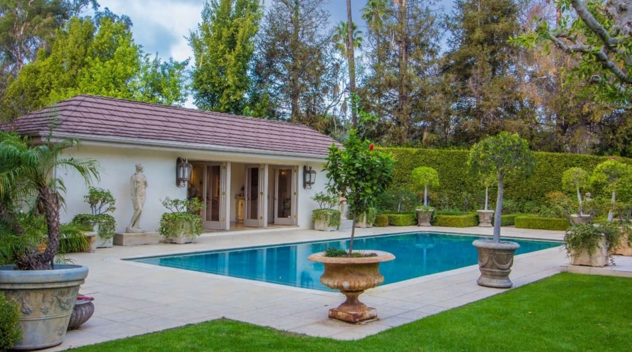 Record-Setting Spec Home Developer Snags Holmby Hills Estate