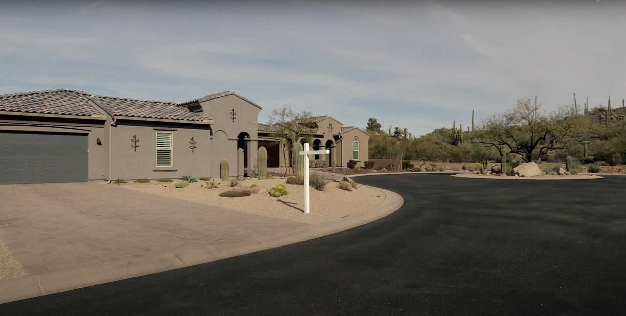 1074 E Buckhorn Dr., Scottsdale