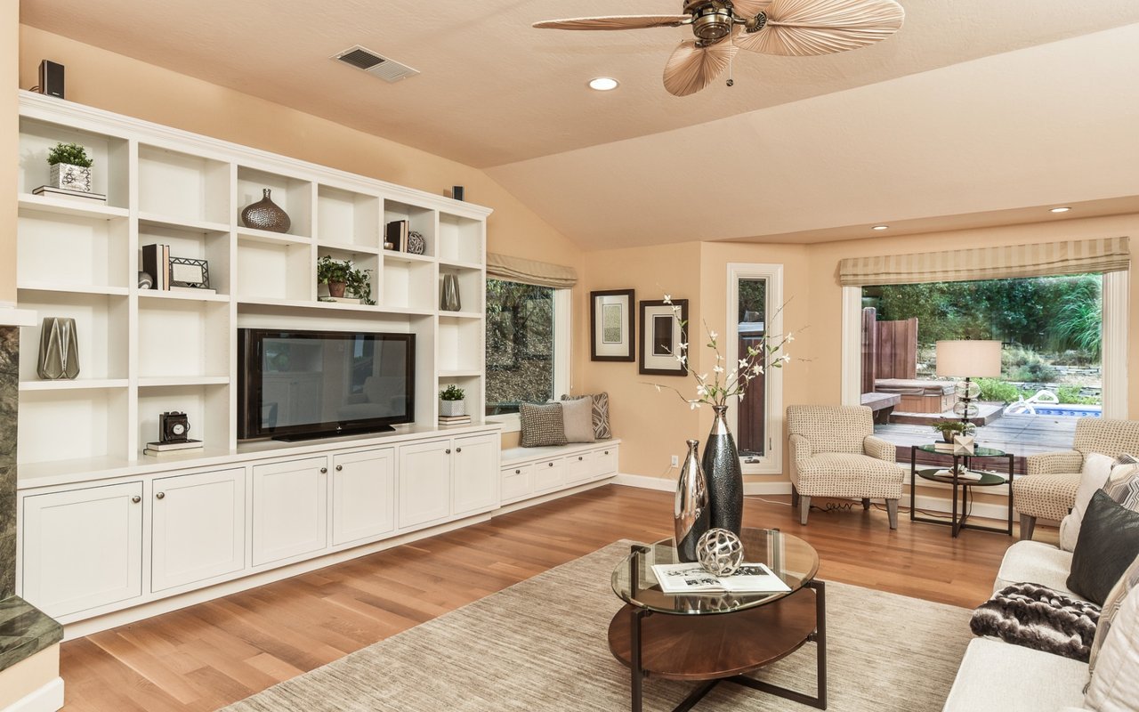 256 Gerry Ct