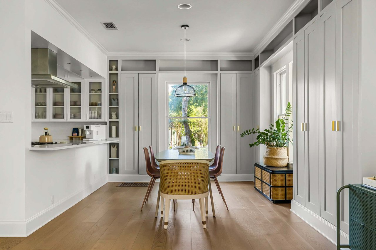 Historic Pemberton Heights Gem Reimagined by McWalters | Former Home of Author Mary Willis Walker | Entertainer’s Dream Kitchen + Guest Quarters
