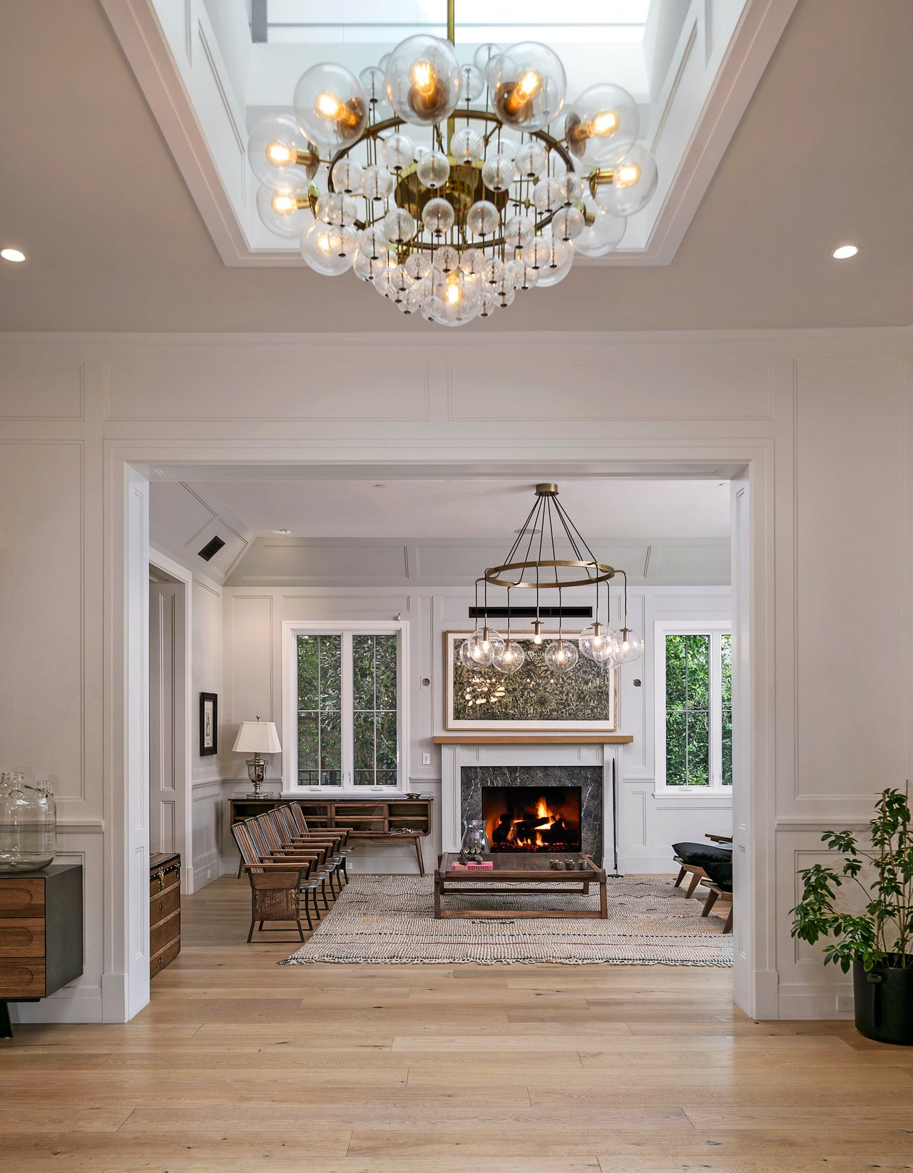 2333 Mandeville Canyon Rd