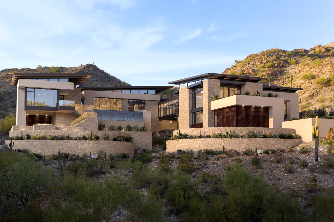 Hillside modern luxury home in Paradise Valley