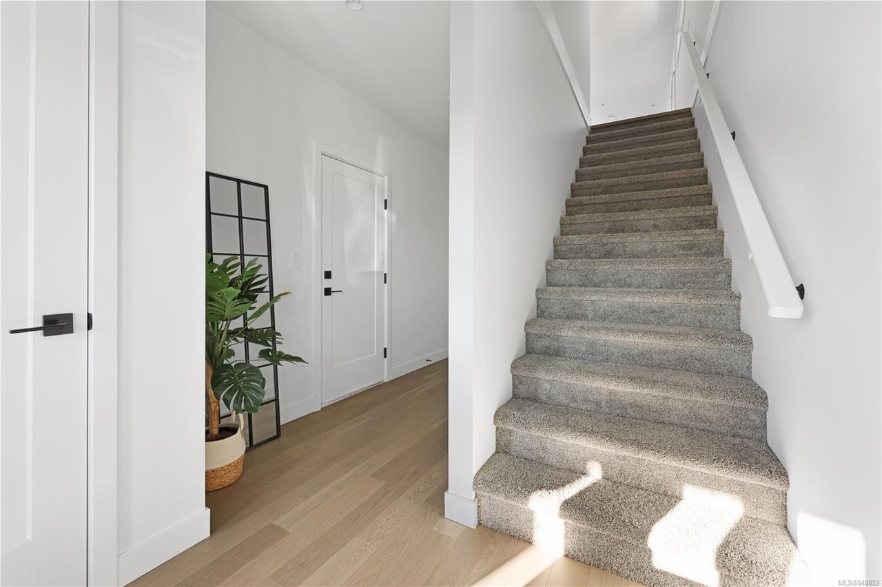 7058 Central Saanich Rd, Central Saanich