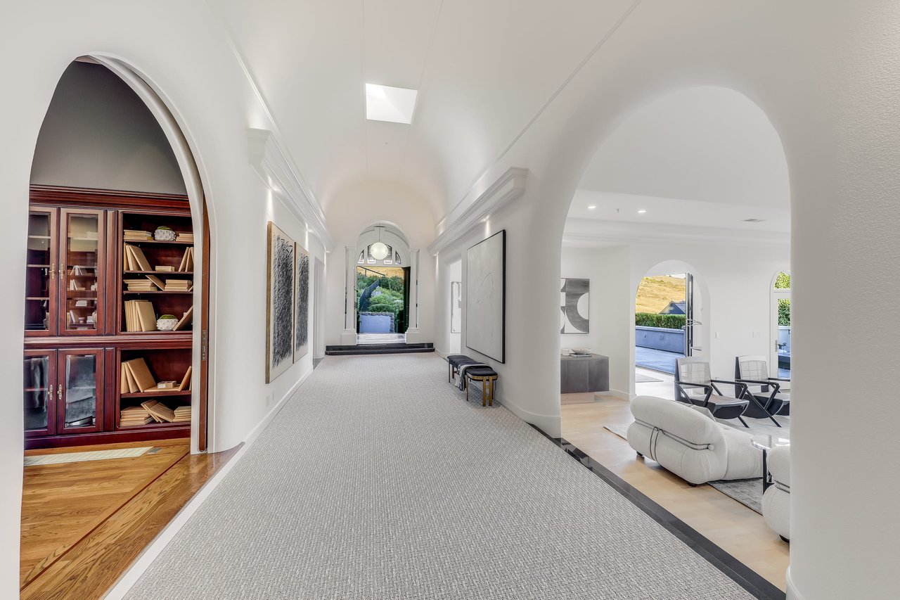 Tiburon Retreat at 7 Mariposa Court